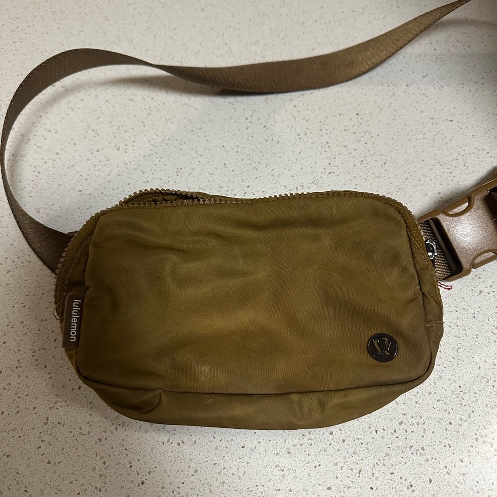 Lulu Lemon Tan Fanny Pack